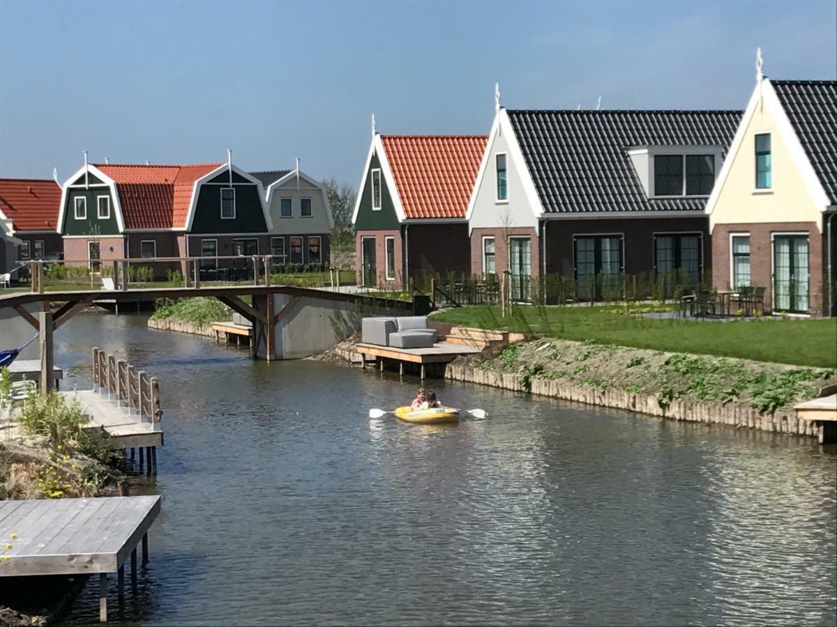 Luxurious Water Villa Uitdam Kültér fotó